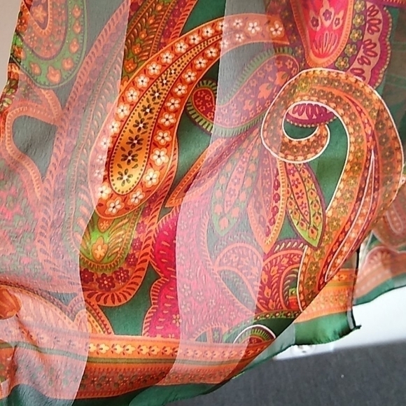 Chiffon & Satin Scarf Paisley Green Red Golds Sheer Light Lovely Classic - Picture 4 of 6